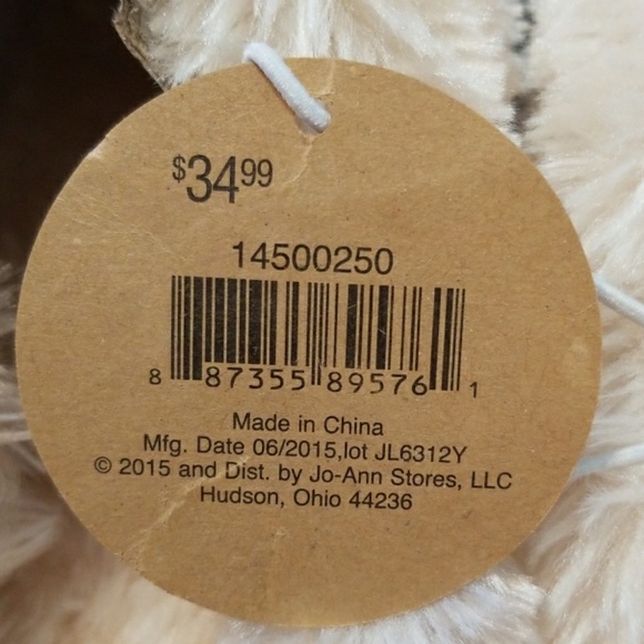 THE 5 & TWINE SLIPPERS - Picture 6 of 6